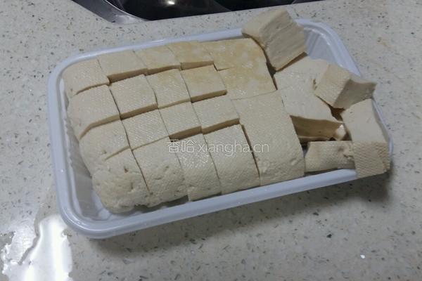 麻辣豆腐的做法图解1