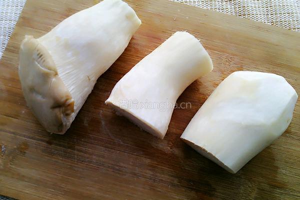 干煸杏鲍菇的做法图解2