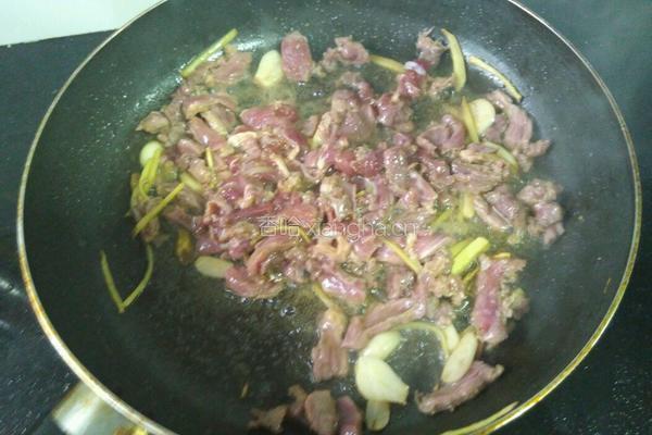 葱烧牛肉的做法图解8
