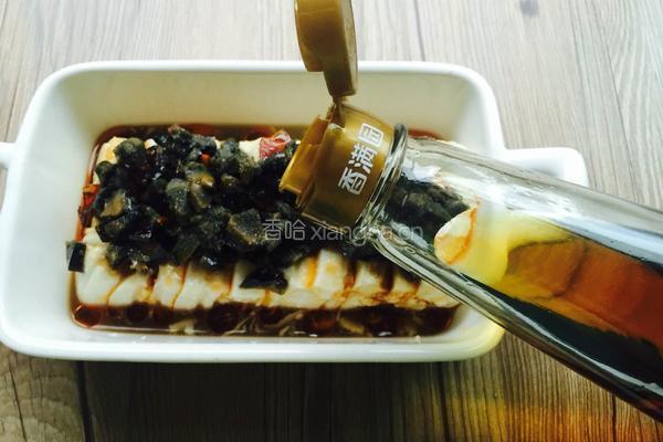 松花蛋拌豆腐的做法图解8