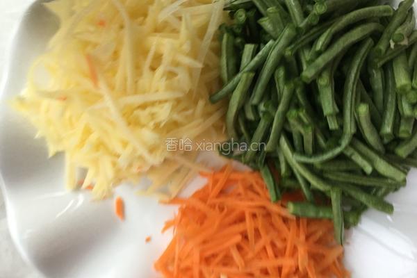 长豆炒土豆丝的做法图解1