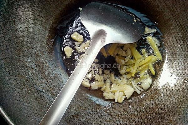 洋葱炒土豆的做法图解4
