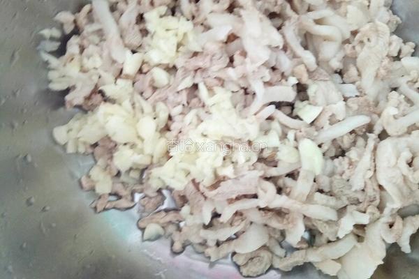 虎皮辣椒肉末的做法图解2