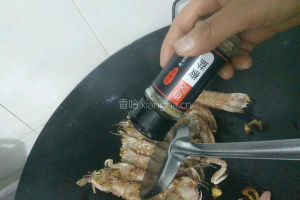椒盐虾蛄的做法图解6