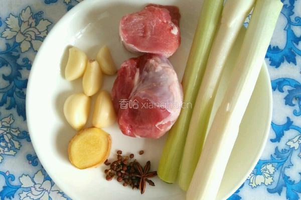 葱爆肉的做法图解1