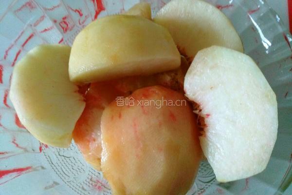冰糖桃子的做法图解2