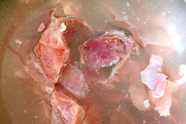 猪心瘦肉汤的做法图解1