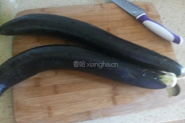 风味凉拌茄子的做法图解1