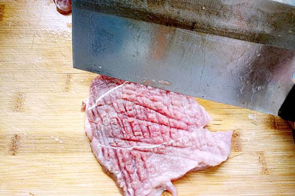 风味蒸猪扒的做法图解2