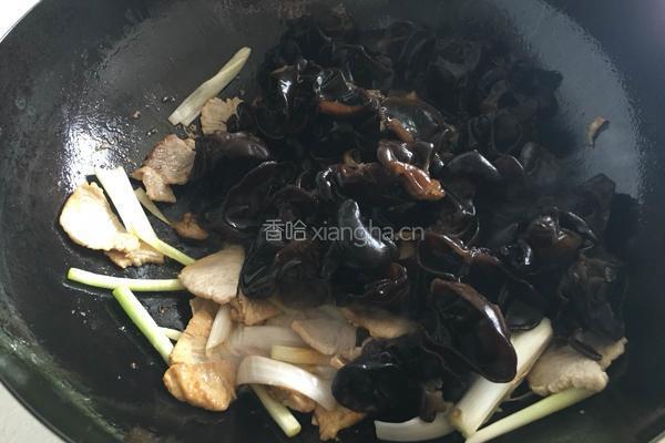 木耳炒肉片的做法图解10