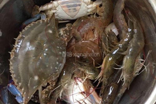 海蟹鲜虾粥的做法图解1