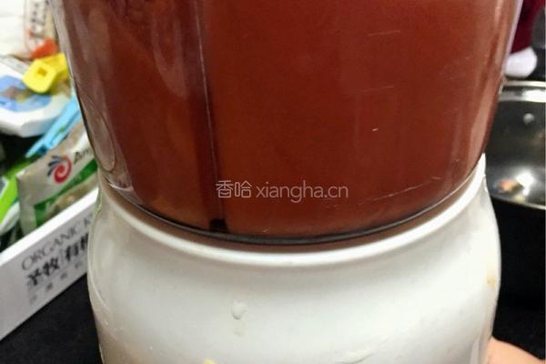胡萝卜苹果汁的做法图解2