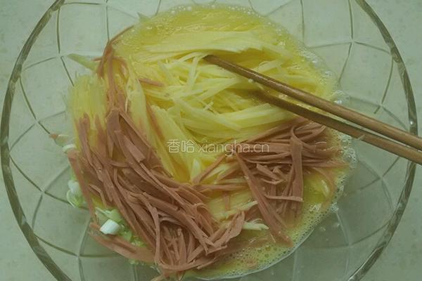 土豆鸡蛋饼的做法图解2