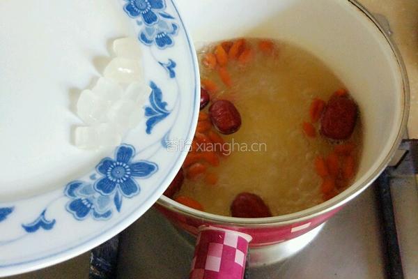 红枣枸杞茶的做法图解4