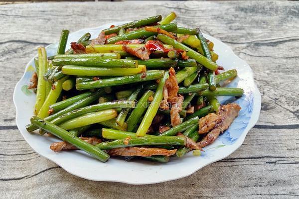 蒜台炒肉的做法图解13
