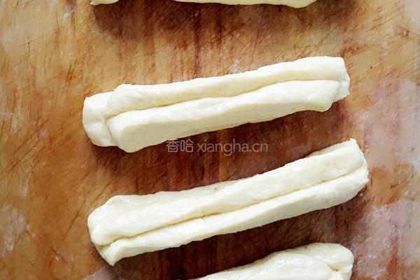 小油条的做法图解5