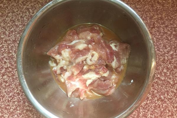 黄瓜鸡蛋炒肉片的做法图解1