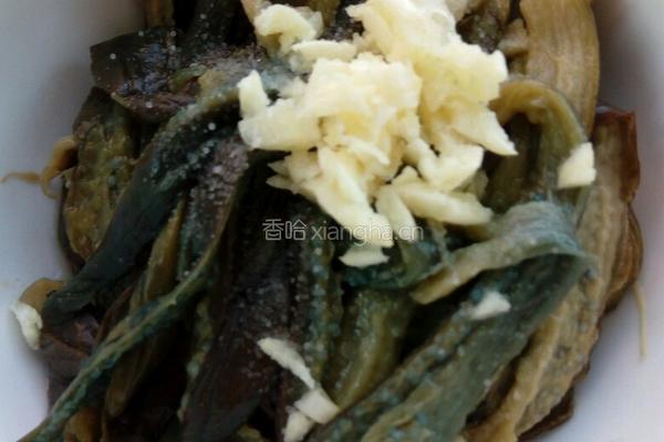 凉拌茄子的做法图解2