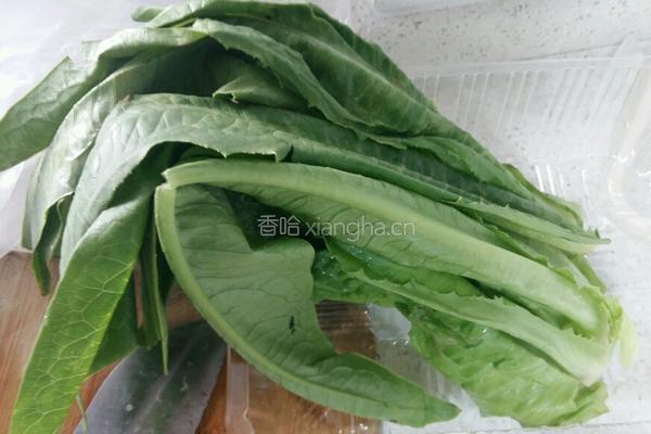 莴笋叶蛋汤的做法图解1