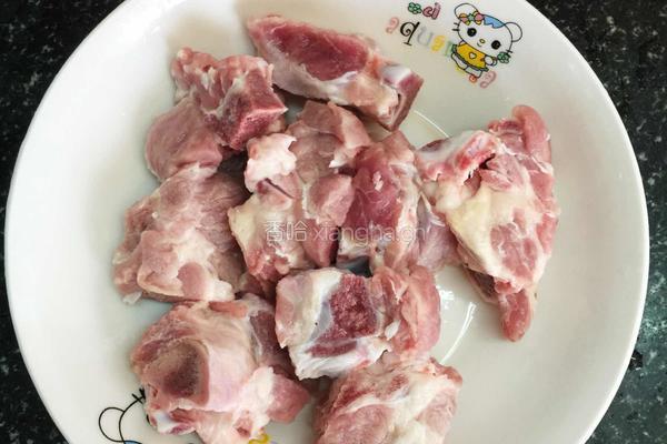 咸骨粥的做法图解1