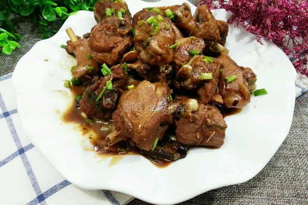 葱烧鸭腿的做法图解7