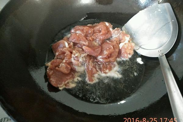 丝瓜彩椒炒肉的做法图解4