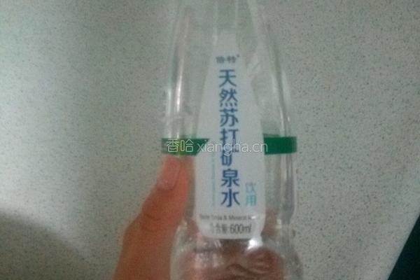 柠檬蓝莓苏打的做法图解3