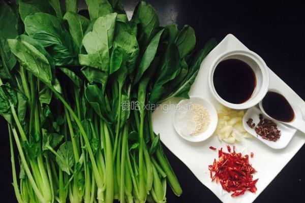 炝油菜的做法图解1