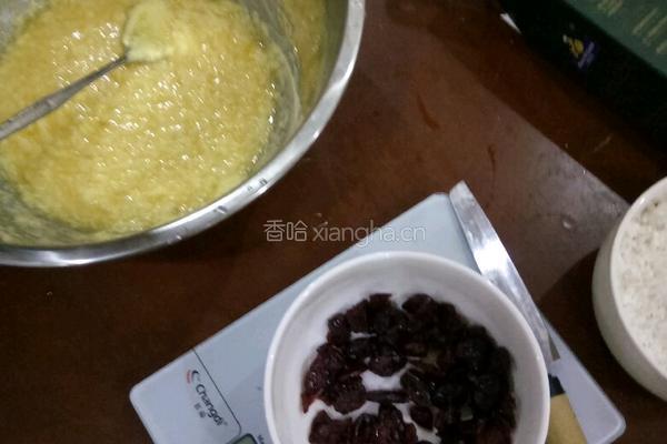 抹茶越蔓莓的做法图解4
