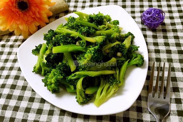 炒西兰花的做法图解6