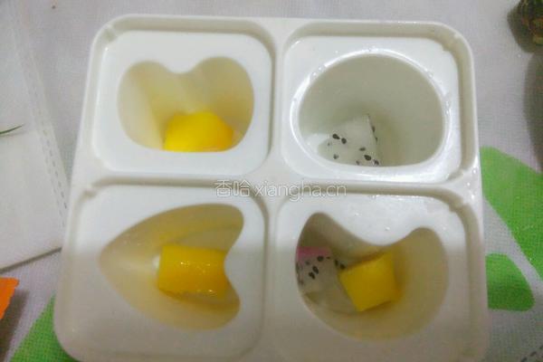酸奶冰棒的做法图解3