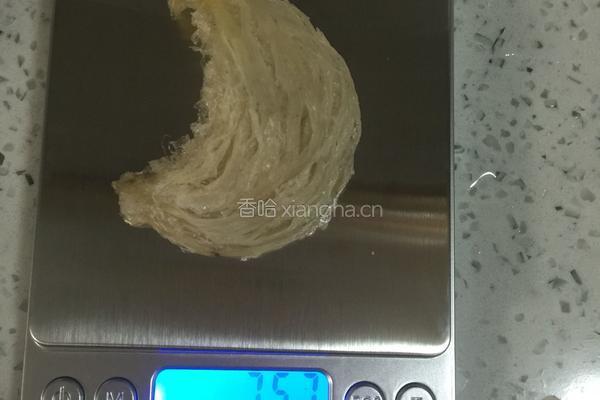 冰糖炖燕窝的做法图解2