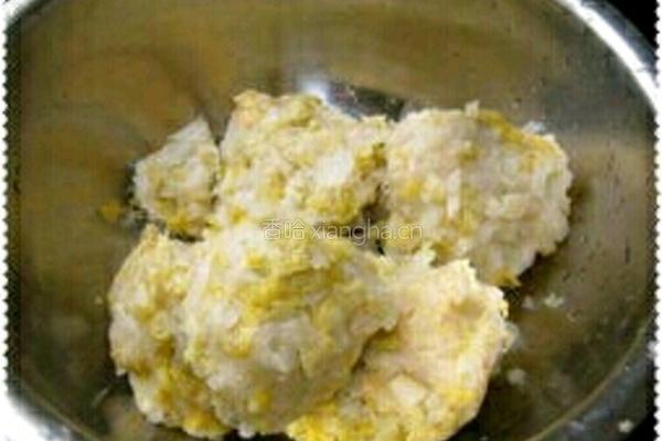 酸菜饺子的做法图解2
