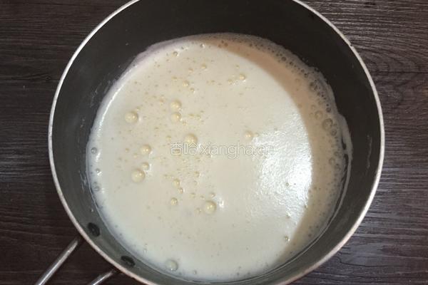 牛奶冰淇淋的做法图解3