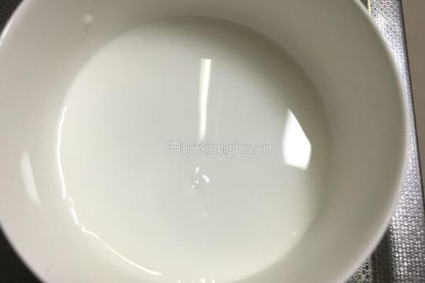 胡萝卜炒玉米的做法图解5