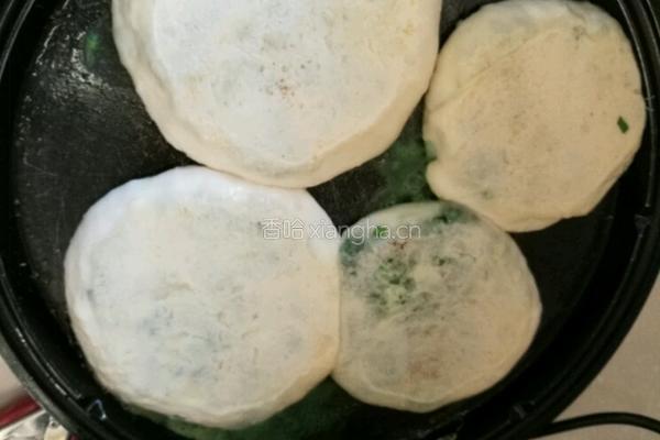 韭菜鸡蛋饼的做法图解5
