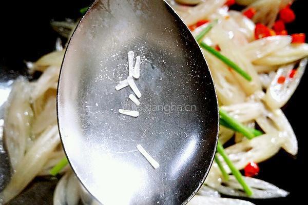 炒藕带的做法图解7