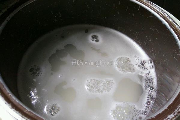 糙米红薯粥的做法图解2