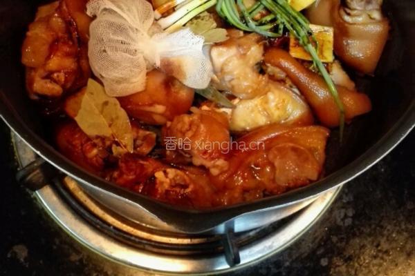 炖猪蹄的做法图解9