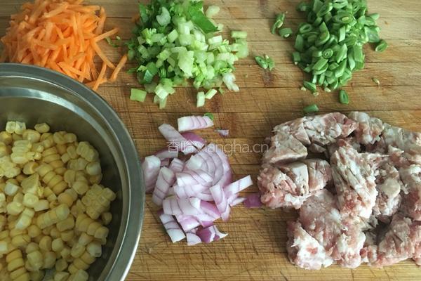 肉末蔬菜焗烤饭的做法图解2