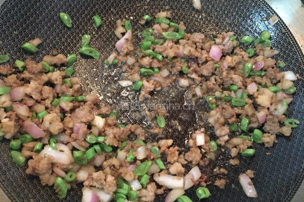 肉末蔬菜焗烤饭的做法图解4