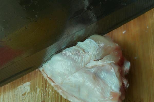 香菇烧鸡翅的做法图解3