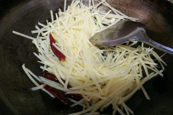 树椒土豆丝的做法图解6
