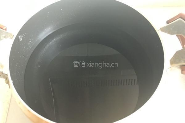 糖水黄桃的做法图解3
