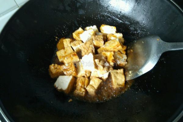 酱扒油豆腐的做法图解3