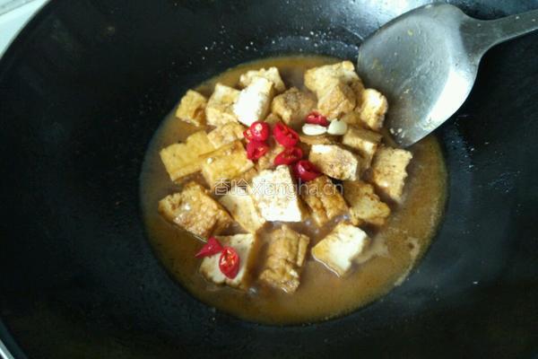 酱扒油豆腐的做法图解4