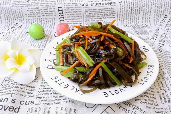 凉拌芹菜海带的做法图解15
