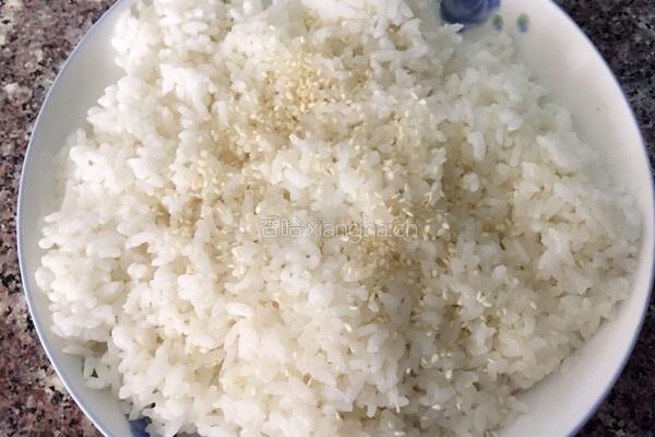 日式饭团的做法图解2