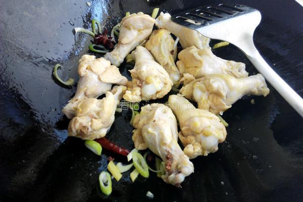 炖鸡翅根的做法图解4