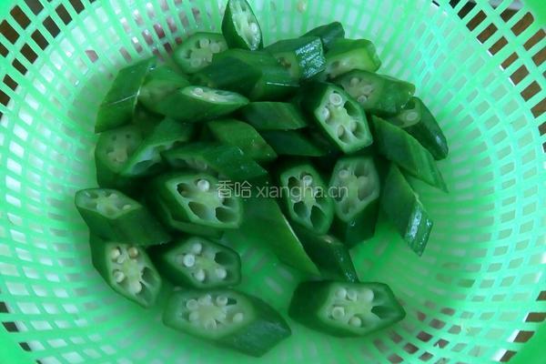 清炒黄秋葵的做法图解5